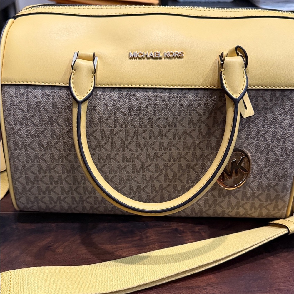 NWOT - new Michael Kors Yellow and Brown Logo large Satchel - Picture 3 of 4